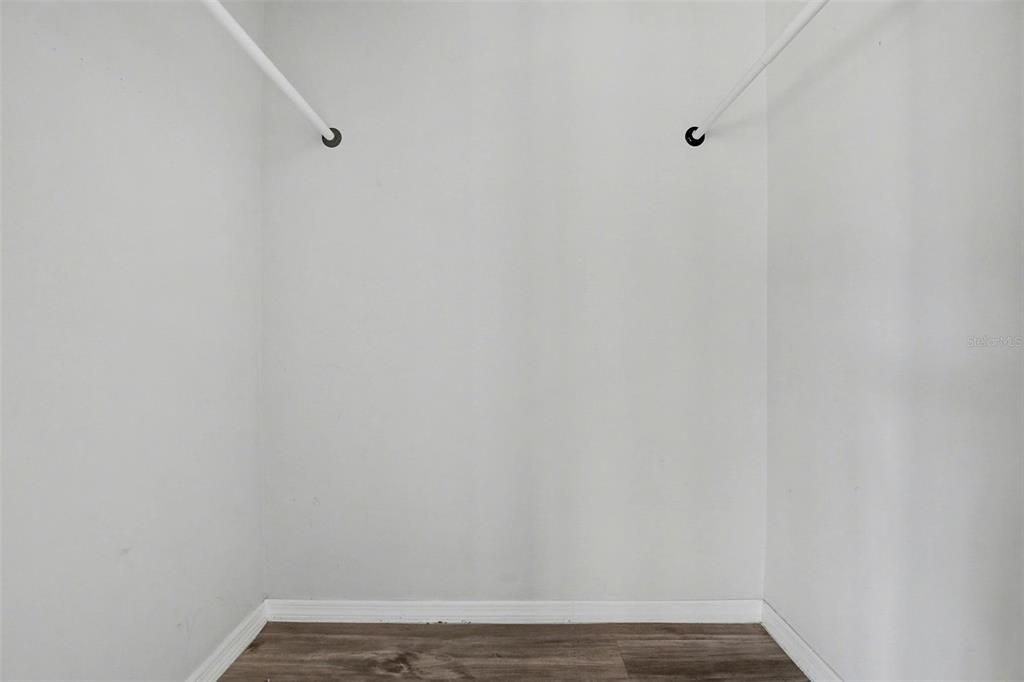 Activo con contrato: $294,950 (3 camas, 2 baños, 1492 Pies cuadrados)