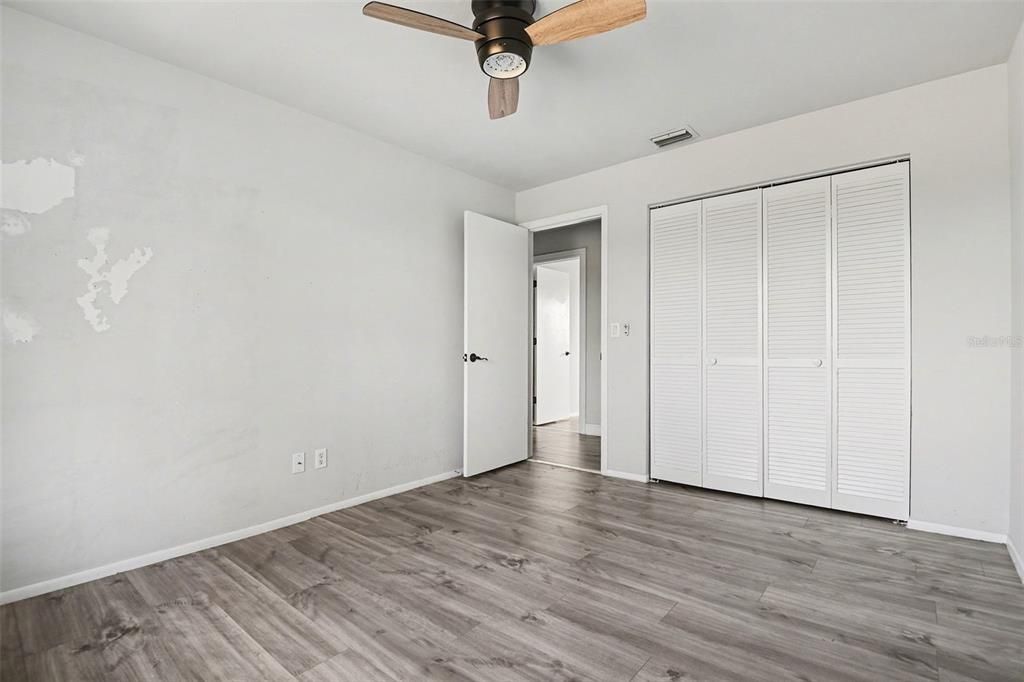Activo con contrato: $294,950 (3 camas, 2 baños, 1492 Pies cuadrados)