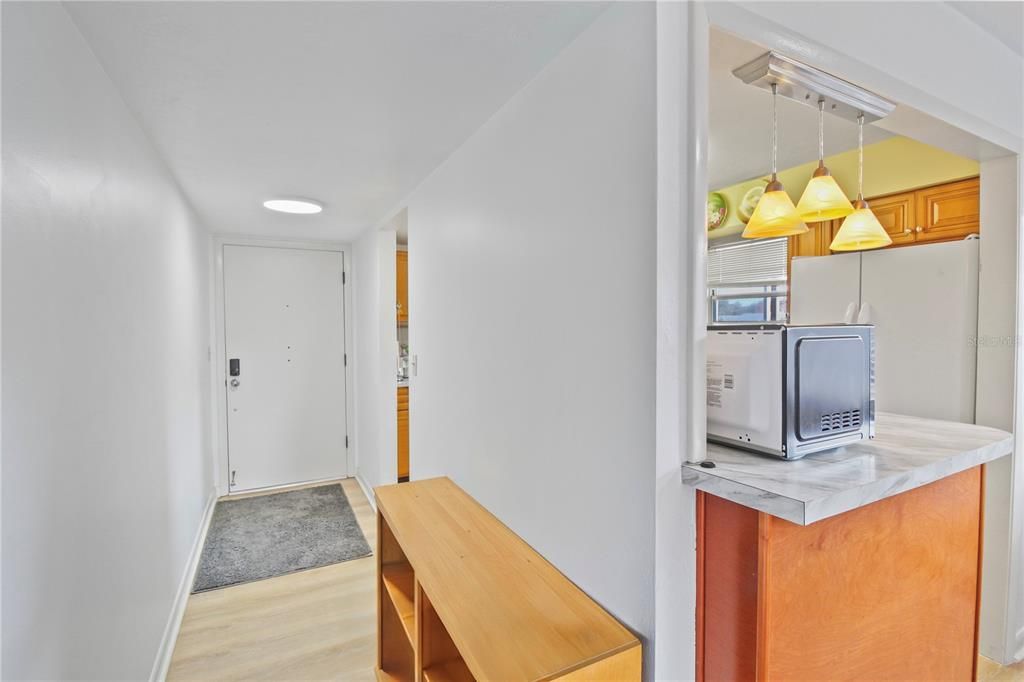 En Venta: $225,000 (2 camas, 2 baños, 1102 Pies cuadrados)