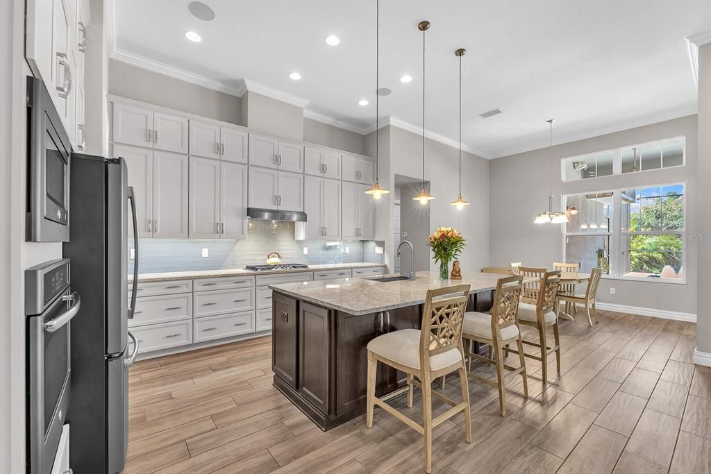 For Sale: $1,150,000 (4 beds, 4 baths, 3772 Square Feet)
