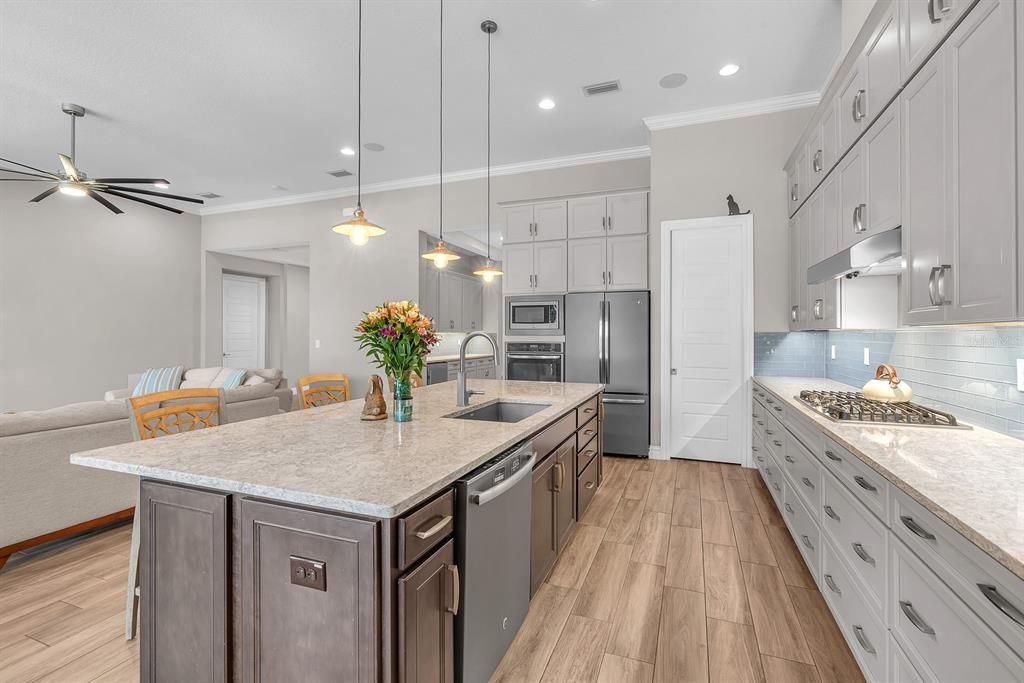 For Sale: $1,150,000 (4 beds, 4 baths, 3772 Square Feet)