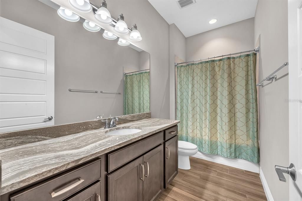 For Sale: $1,150,000 (4 beds, 4 baths, 3772 Square Feet)