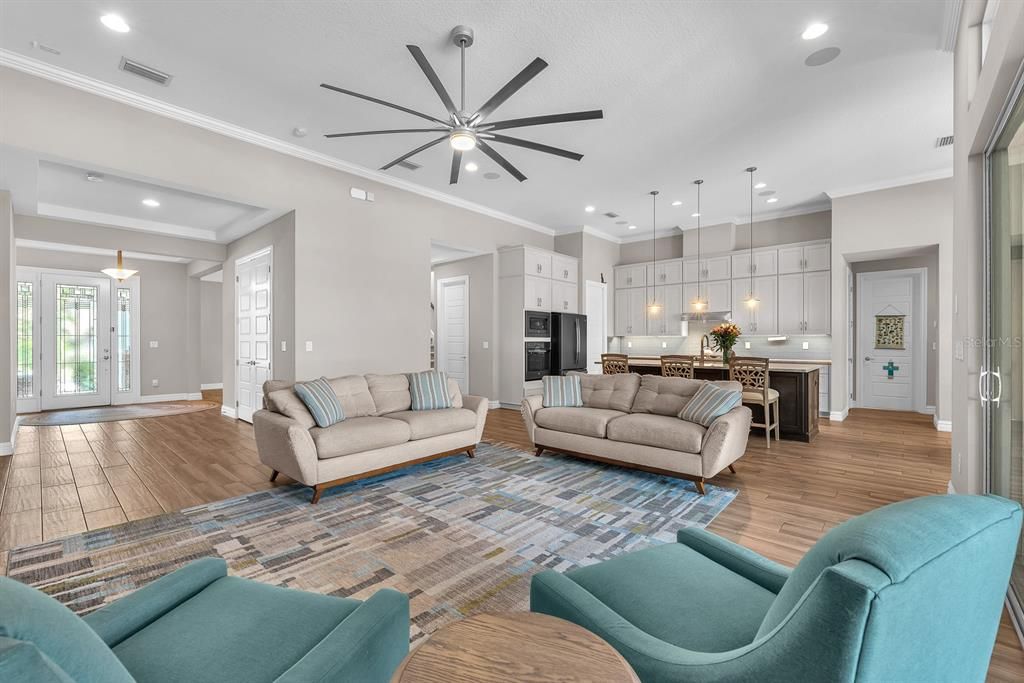 For Sale: $1,150,000 (4 beds, 4 baths, 3772 Square Feet)