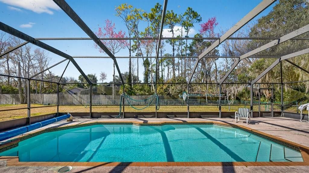 Active With Contract: $499,900 (3 beds, 2 baths, 2584 Square Feet)