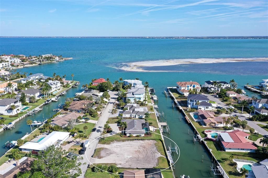 待售: $1,950,000 (0.29 acres)