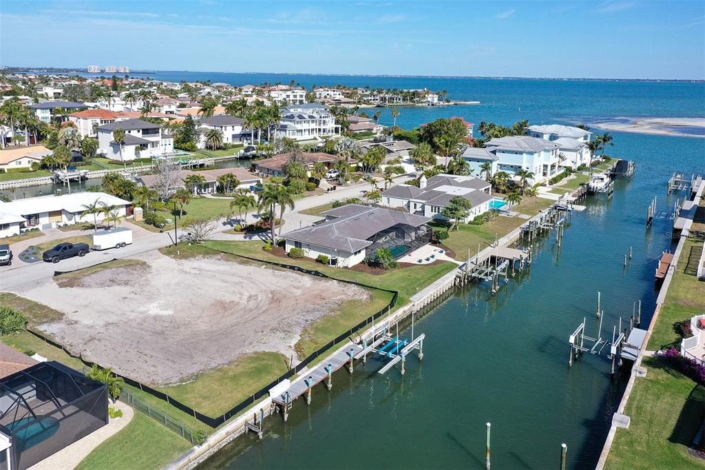 待售: $1,950,000 (0.29 acres)