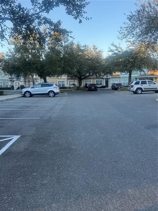 Active With Contract: $1,800 (3 beds, 2 baths, 1296 Square Feet)