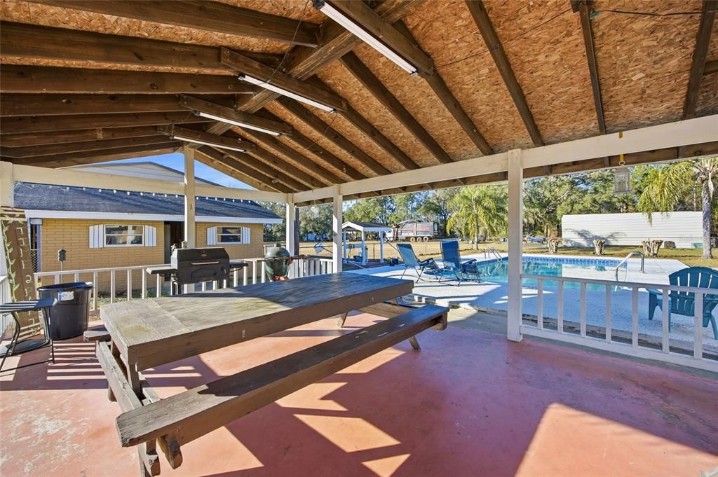 For Sale: $590,000 (3 beds, 2 baths, 1850 Square Feet)
