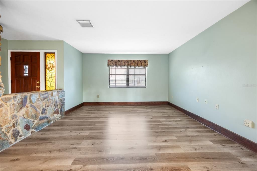 For Sale: $590,000 (3 beds, 2 baths, 1850 Square Feet)