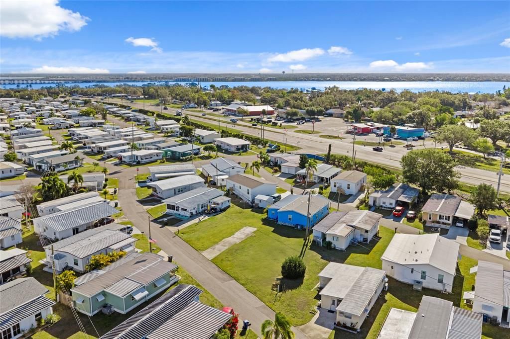 На продажу: $35,000 (0.08 acres)