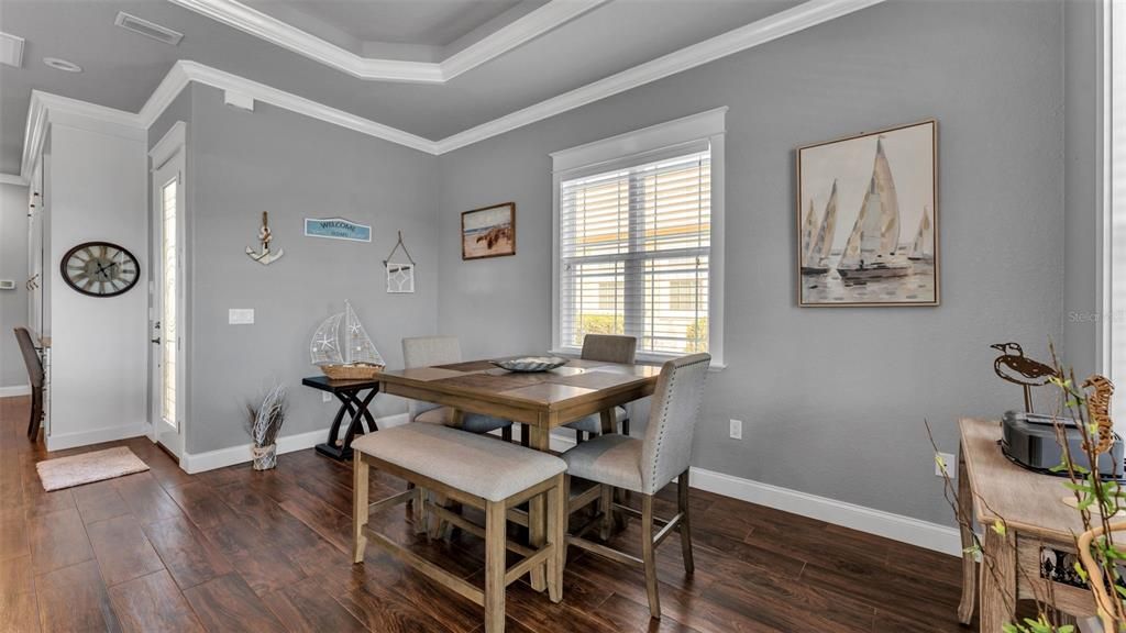 For Sale: $529,900 (1 beds, 1 baths, 893 Square Feet)