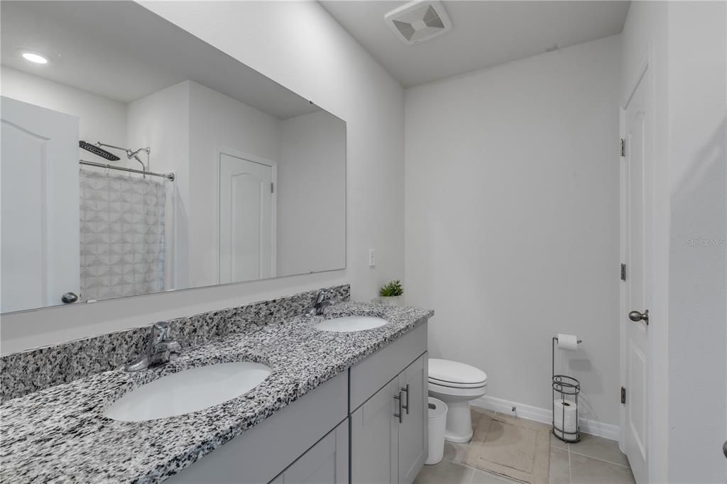 En Venta: $252,000 (3 camas, 2 baños, 1671 Pies cuadrados)