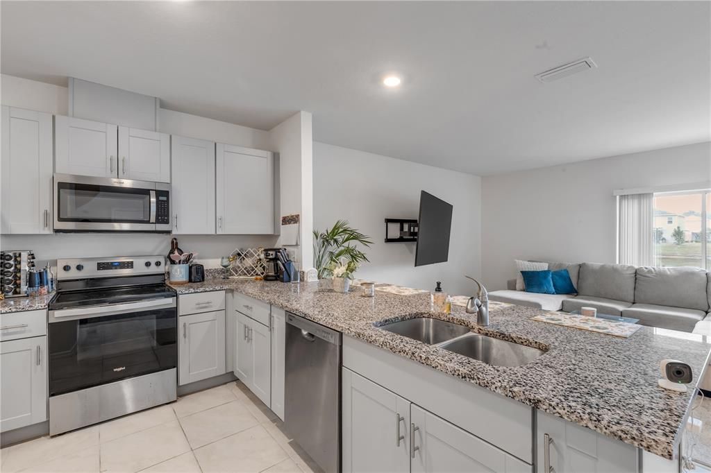 En Venta: $252,000 (3 camas, 2 baños, 1671 Pies cuadrados)