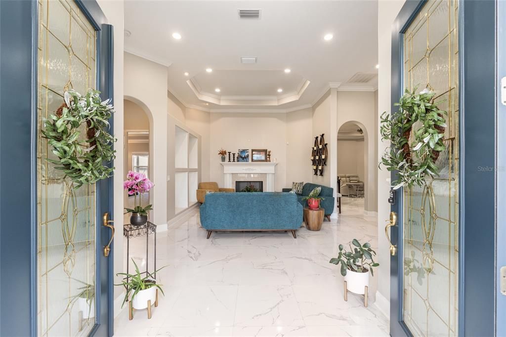 En Venta: $1,200,000 (4 camas, 3 baños, 4090 Pies cuadrados)