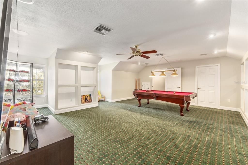 En Venta: $1,200,000 (4 camas, 3 baños, 4090 Pies cuadrados)