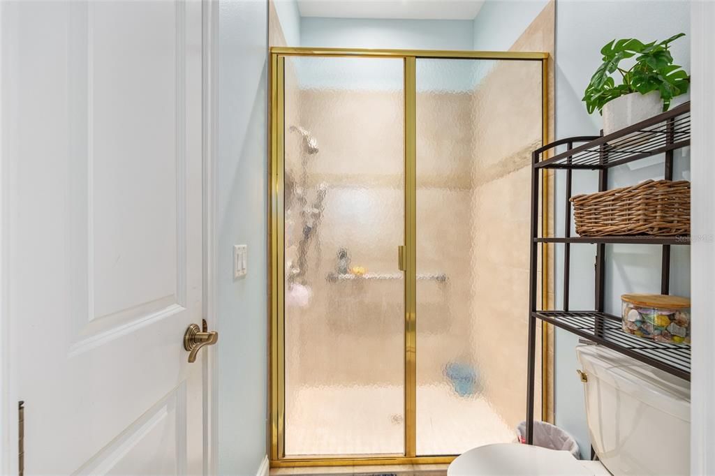 En Venta: $1,200,000 (4 camas, 3 baños, 4090 Pies cuadrados)