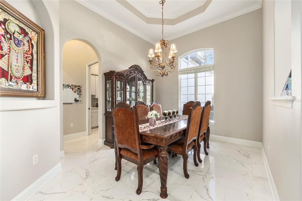 En Venta: $1,200,000 (4 camas, 3 baños, 4090 Pies cuadrados)