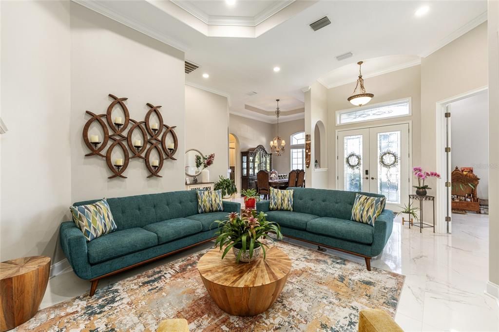 En Venta: $1,200,000 (4 camas, 3 baños, 4090 Pies cuadrados)