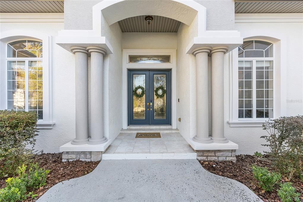 En Venta: $1,200,000 (4 camas, 3 baños, 4090 Pies cuadrados)