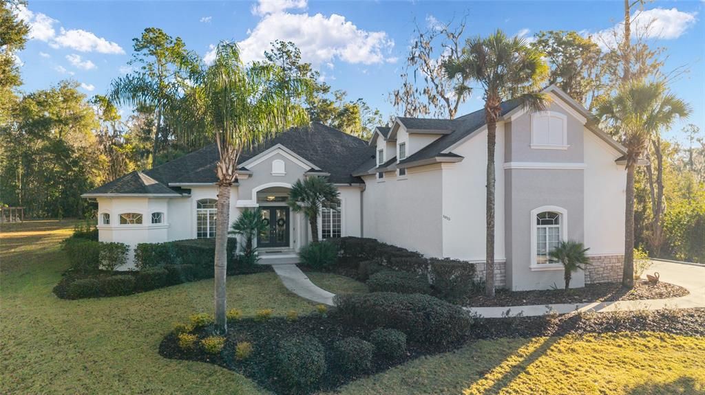 En Venta: $1,200,000 (4 camas, 3 baños, 4090 Pies cuadrados)