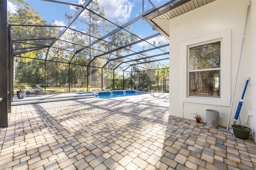 En Venta: $1,200,000 (4 camas, 3 baños, 4090 Pies cuadrados)