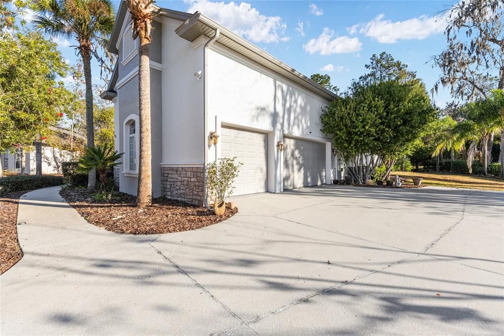 En Venta: $1,200,000 (4 camas, 3 baños, 4090 Pies cuadrados)