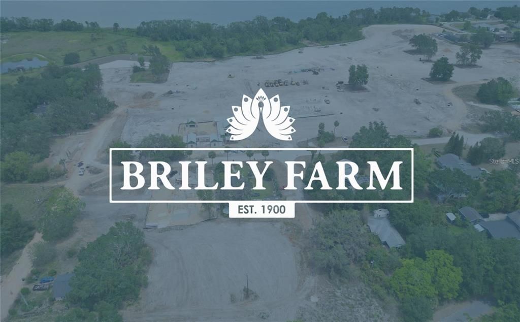 待售: $895,000 (0.89 acres)