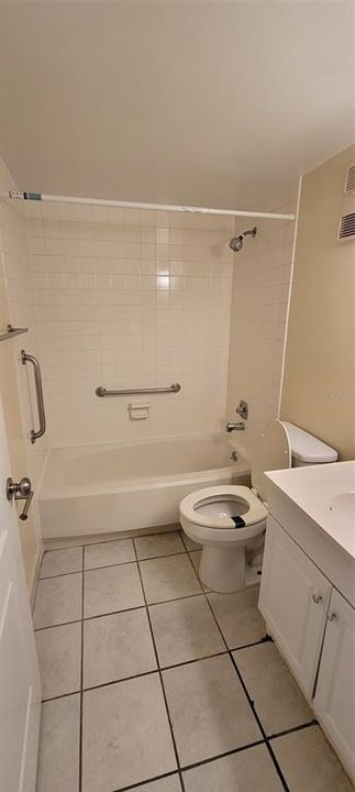 For Sale: $149,500 (2 beds, 2 baths, 897 Square Feet)
