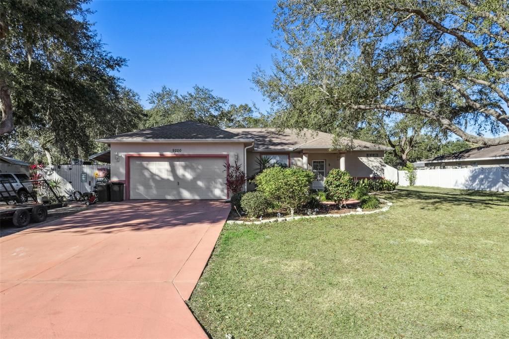 For Sale: $290,000 (3 beds, 2 baths, 1570 Square Feet)