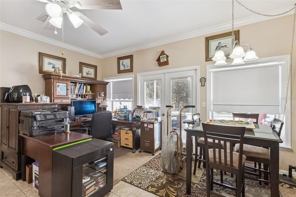 For Sale: $290,000 (3 beds, 2 baths, 1570 Square Feet)