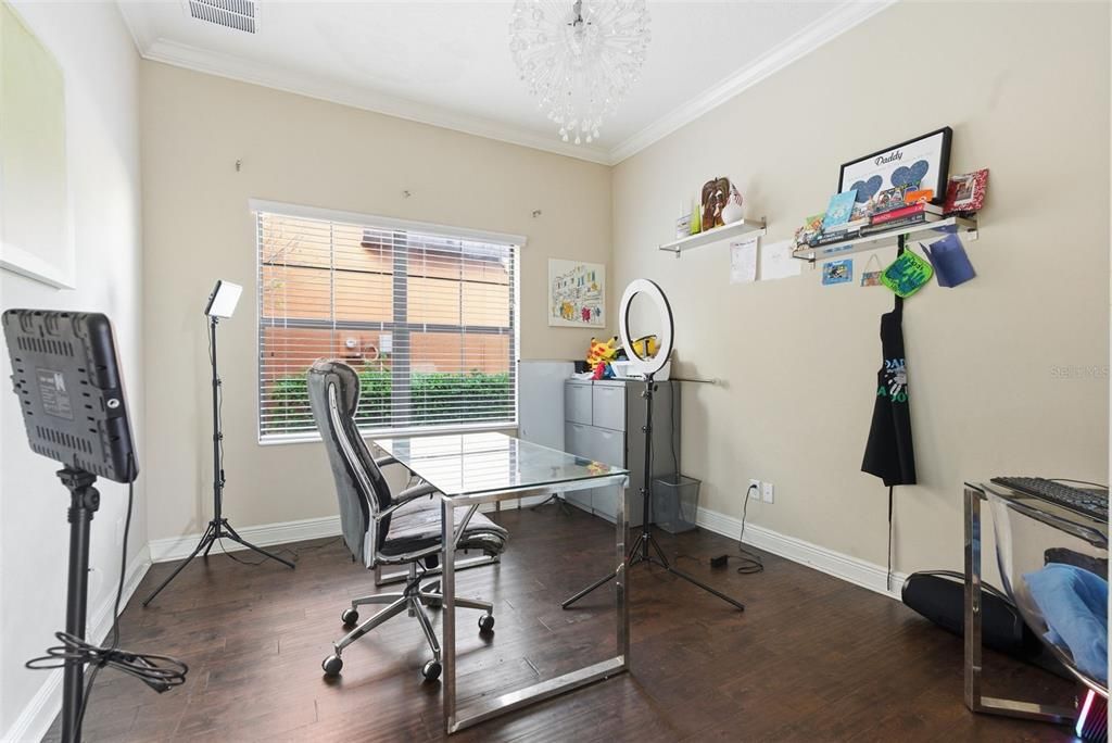 Activo con contrato: $749,900 (5 camas, 4 baños, 4221 Pies cuadrados)