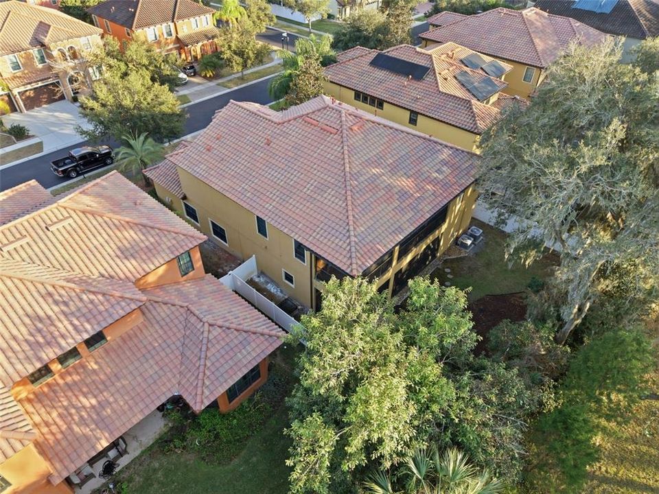 Activo con contrato: $749,900 (5 camas, 4 baños, 4221 Pies cuadrados)