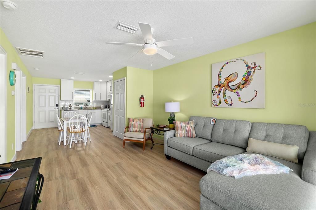 For Rent: $1,650 (2 beds, 1 baths, 750 Square Feet)