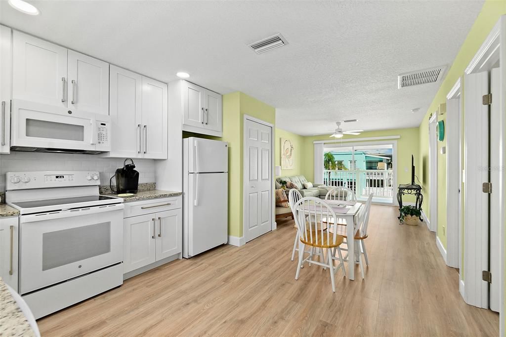 For Rent: $1,650 (2 beds, 1 baths, 750 Square Feet)