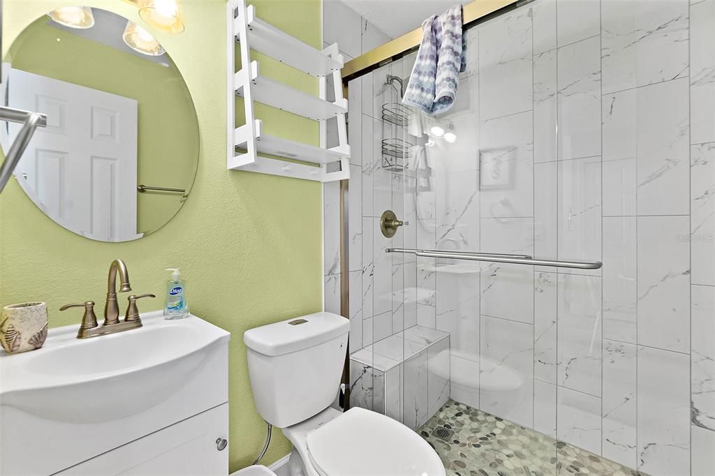 For Rent: $1,650 (2 beds, 1 baths, 750 Square Feet)