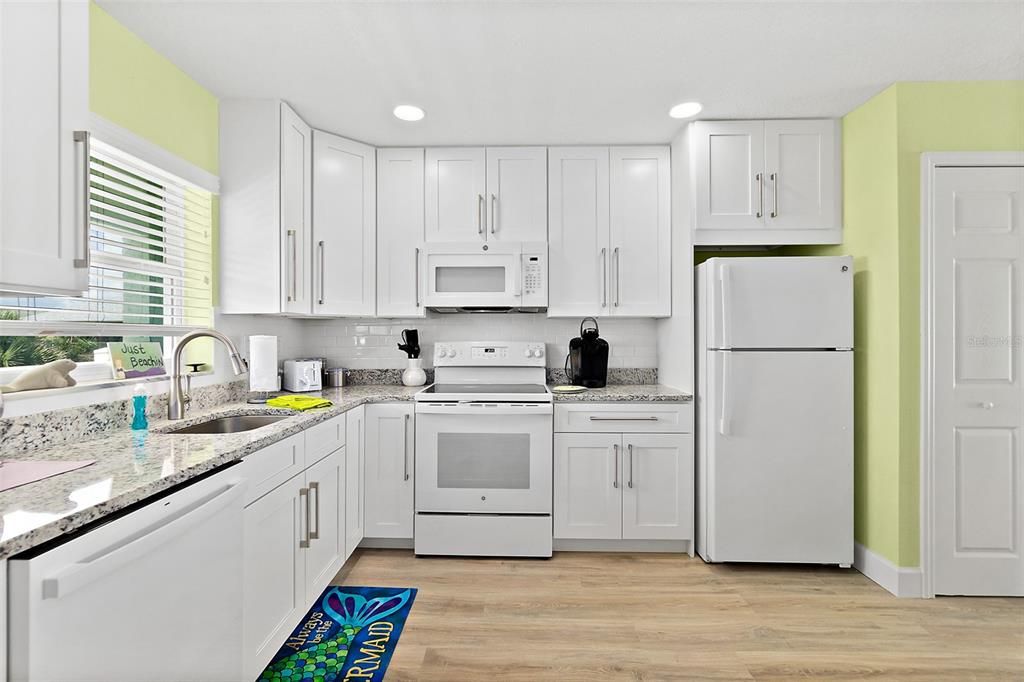 For Rent: $1,650 (2 beds, 1 baths, 750 Square Feet)