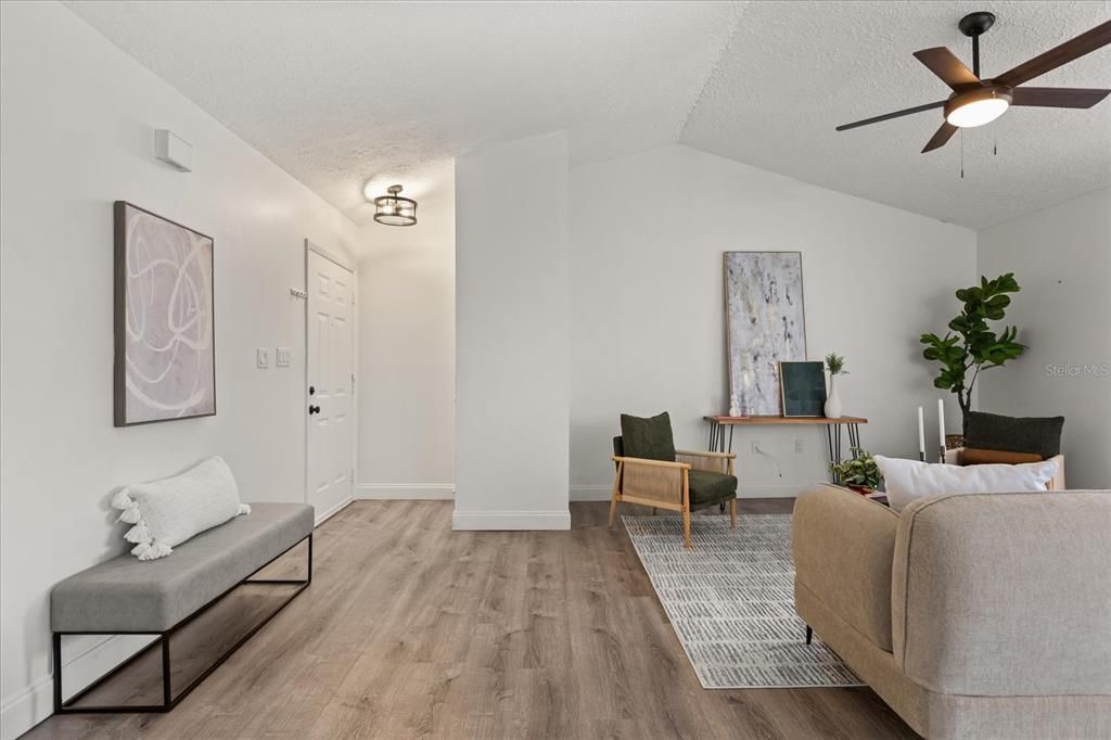 For Sale: $260,000 (2 beds, 2 baths, 970 Square Feet)