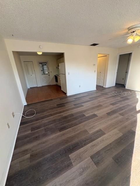 For Rent: $1,295 (1 beds, 1 baths, 640 Square Feet)