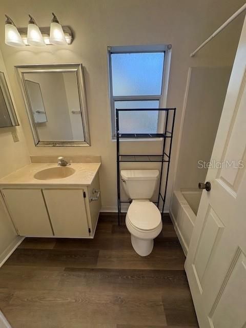 For Rent: $1,295 (1 beds, 1 baths, 640 Square Feet)