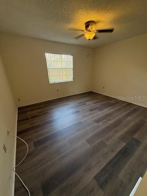 For Rent: $1,295 (1 beds, 1 baths, 640 Square Feet)