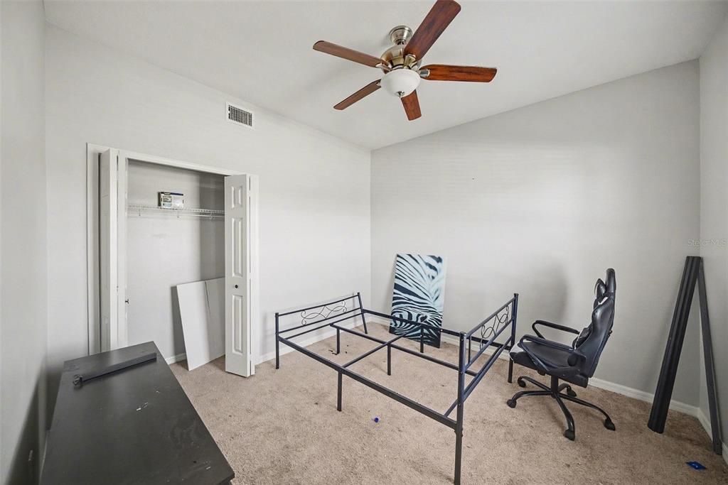 Activo con contrato: $490,000 (5 camas, 4 baños, 3041 Pies cuadrados)