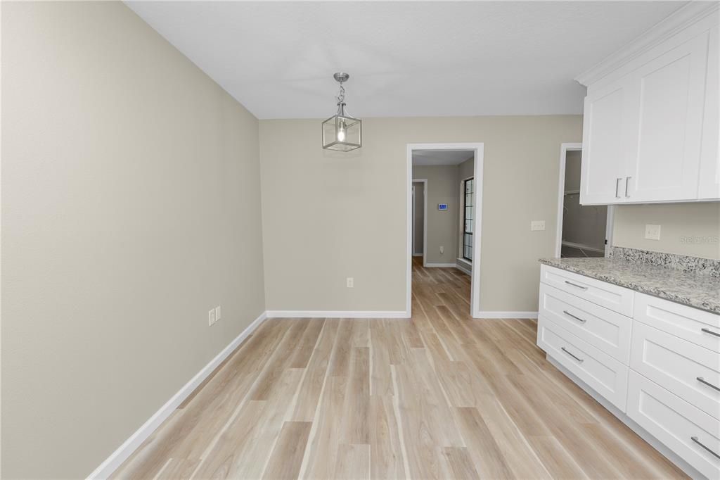 En Venta: $349,000 (3 camas, 2 baños, 1780 Pies cuadrados)