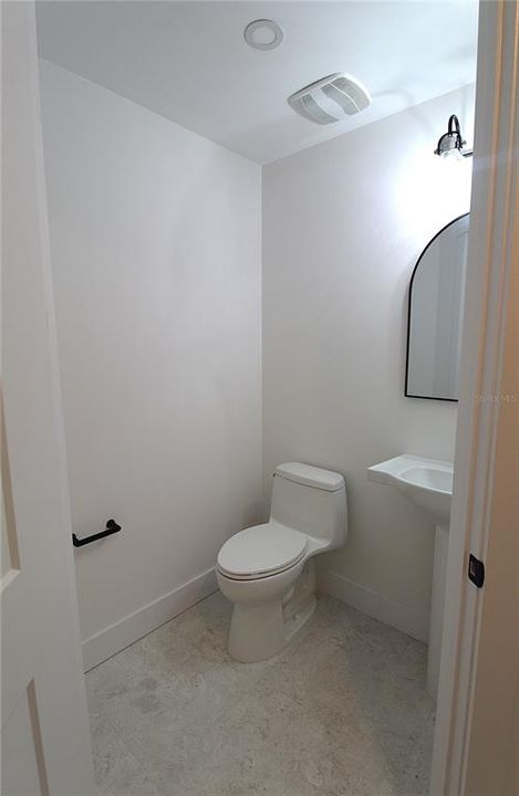 For Rent: $3,775 (3 beds, 2 baths, 2168 Square Feet)