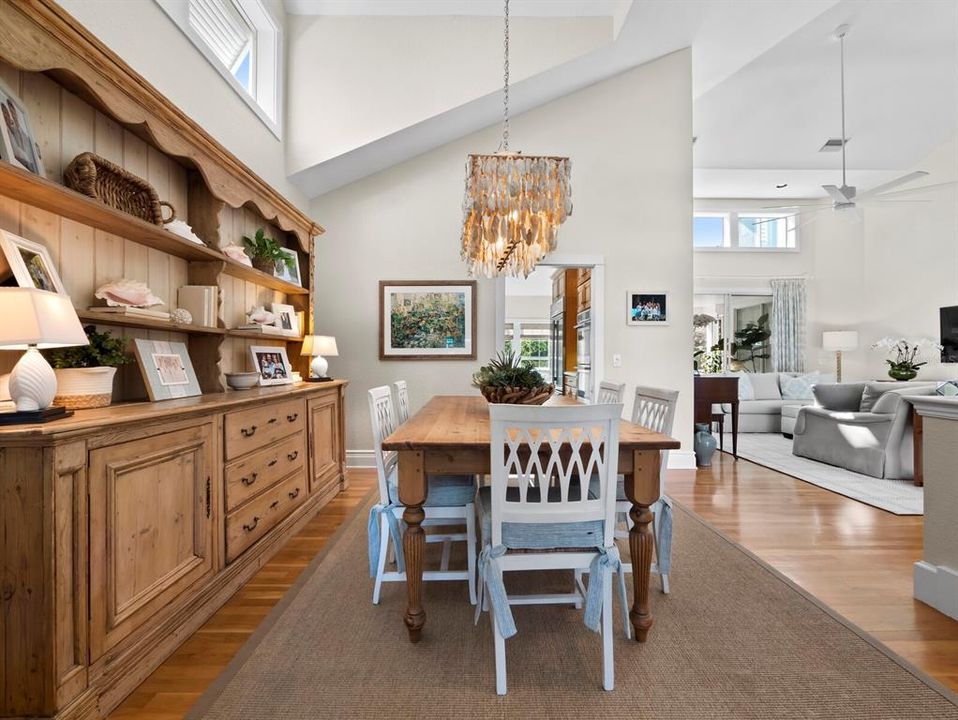 En Venta: $3,750,000 (3 camas, 3 baños, 2666 Pies cuadrados)