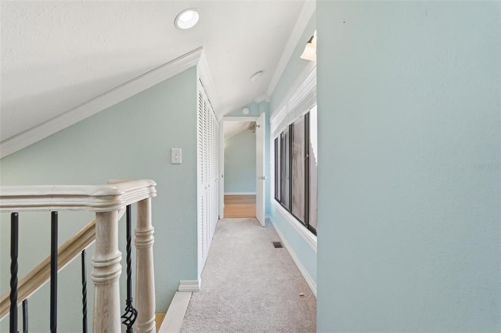 En Venta: $288,000 (2 camas, 2 baños, 994 Pies cuadrados)