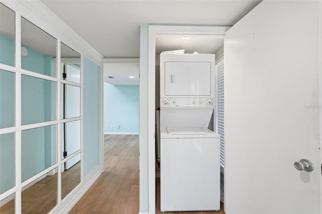 En Venta: $288,000 (2 camas, 2 baños, 994 Pies cuadrados)