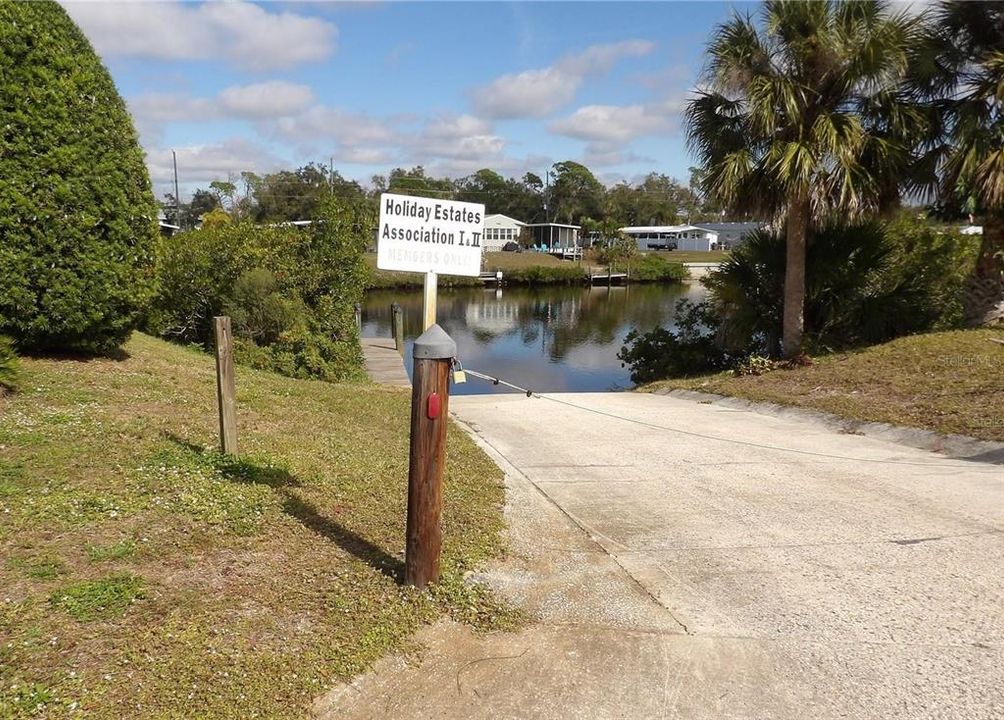 En Venta: $19,400 (0.18 acres)