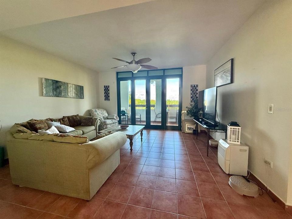 For Sale: $780,000 (3 beds, 3 baths, 2226 Square Feet)