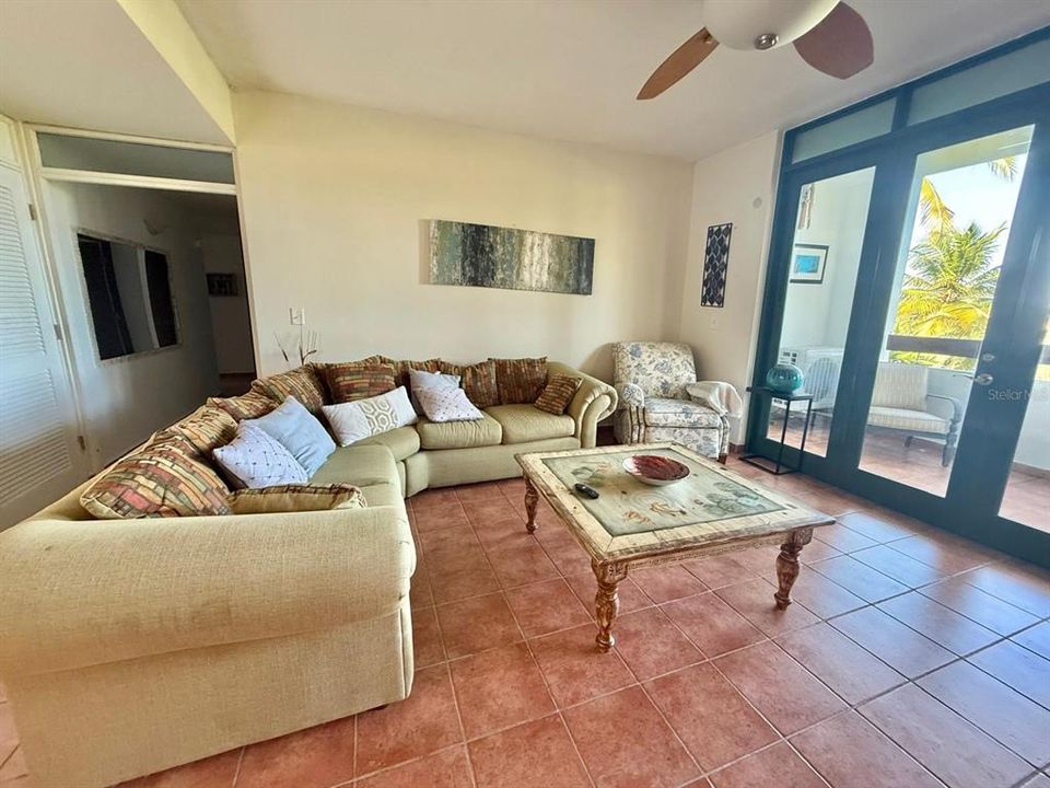 For Sale: $780,000 (3 beds, 3 baths, 2226 Square Feet)