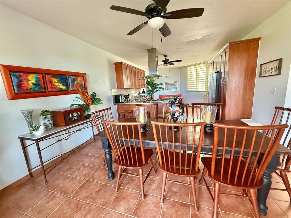 For Sale: $780,000 (3 beds, 3 baths, 2226 Square Feet)